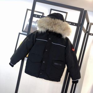 2023 Winter Neue Designer kanadische Kindermäntel Daunenjacken Babymäntel Mäntel 2-12 Jungen Mädchen Jacken Jahr Kinder Mode Teen Gänse Parka Größe 100-150