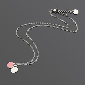 Designer-Halskette aus Edelstahl in Herzform, Designer-Schmuck für Damen, Halskette, Ketten, Halsketten für Damen, Geschenk für Freundin, Modeartikel für das tägliche Outfit