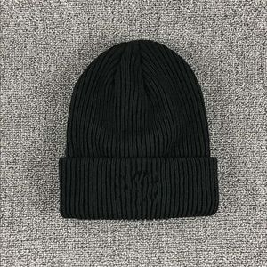 Ganze Unisex Beanies Strickhut Winter Outdoor-Männer Strickhüte Hip-Hop Stickerei Schädel warmer Mann Sport Gorros Frauen KN264A