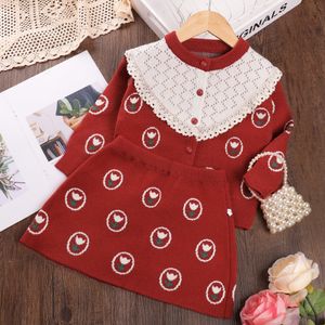 Set di abbigliamento Menoea Maglione per ragazze Inverno Manica lunga Tulip Stampato Pannello in pizzo Lavorato a maglia TopTulip Gonna Set 230901