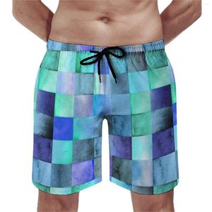 Pantaloncini da uomo Tavola geometrica colorata Estate Acquerello Quadrato Sport Pantaloni corti da surf Tronchi da spiaggia oversize personalizzati ad asciugatura rapida