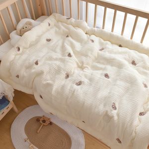 Quilts Soft Baby Quilt Thick Winter Comforter for Crib Children's Duvet Bedding Cotton Nap Blanket Muslin Baby Items Mother Kids 230901