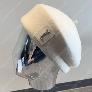 Real Wool Designer Beret Hat For Women Warm Fashion Winter Hats Bonnet Silver Buckle Ladies Berets Luxury Hats Casquette Beanie