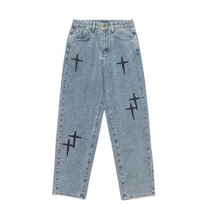 Mäns jeans breda benlastbyxor korsar broderi streetwear baggy män jeans vår höst män koreansk mode lös rak manlig trasa 230904