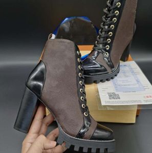 Designer Shake Boots Women Buto Boots Square Chunky High Obcasy drukujący oryginalne skórzane eleganckie botki z wydrukowane buty na obcasie10