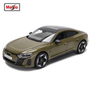 Modelo fundido maisto 1 25 audi rs e-tron gt altamente detalhado modelo de precisão fundido modelo de carro coleção presente 230901