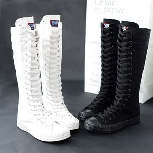 Botas altas mulheres sapatos de lona rendas até joelho botas altas apartamentos casuais sapatos vulcanizados tênis confortáveis meninas lona botas longas 230901