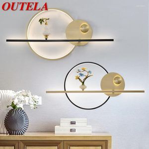 Lampa ścienna outela nowoczesne mosiężne mosiężne kreatywne design gurda dekoracje tkanin lekka dioda LED do domu do salonu sypialnia nocna