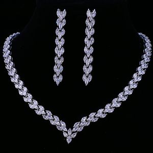 チャームブレスレットemmaya Exquisite Cubic Zirconia Wedding Party Jewelryセットゴールドカラー高品質CZブライダルネックレスイヤリング230901