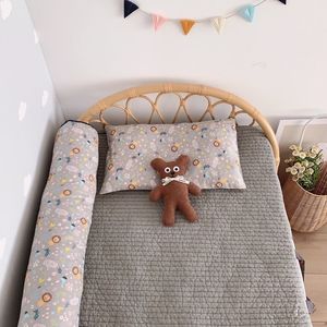 Bettwäsche-Sets Reine Farbe Floral Zylindrische Baby Bett Stoßstangen Cartoon Kinder Anti-kollision Kopf Schwangere Frauen Werfen Kissen Bettwäsche 230901