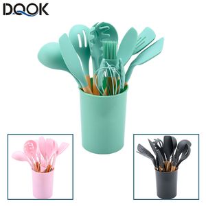 Silicone Kitchen Utensils Set, Nonstick Cooking Spatula Shovel Egg Beaters with Wooden Handle, 230901