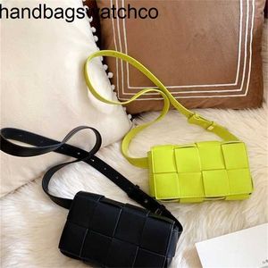 Cassetta di lusso Venetass Crossbody Weave 5A Pelle di pecora Imbottita sensazione verde piccola vita quadrata trendyBONQ