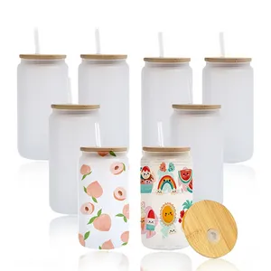 US Warehouse 50pc/CTN sublimation blanker glasmuggar kan utformade frostade klara glaskoppar med bambuslock och plaststrån som dricker burkar för juice DIY -tumlar 905