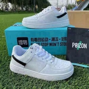 Nuevo clásico hombres fuerzas 1 trigo zapatos para correr un skate aire bajo blanco negro nube niebla azul hombre mujer zapatillas de deporte para hombre mediados para mujer entrenador deportivo AF1size36-44 A08