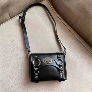 Jakość Vivi Western Empress Cesarzowa Cesarzowa Unisex Torba czarne torby na ramię Projektanci torba krzyżowa Mała wariancja Crossbody Punk Bag 230615