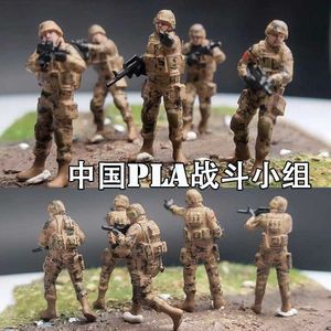 Dolls 5pcs 172 Scale Chinese Army PLA 5 Soldiers Figures Desert Color Model Toy DIY Scene Doll Ornament 230904