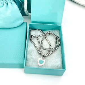 Girl Fashion tiffancy DesignerTop Jewelry T Family Love Necklace Enamel Blue Pink Heart-shaped Clavicle Chain Titanium Steel Round Bead itanium