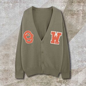 Suéteres masculinos outono cor sólida contraste alfabeto padrão tricô cardigan homem manga comprida camisola casaco de vestuário 230904