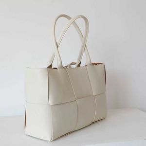 Arco Botegss Ventss Borse tote da donna negozio online all'ingrosso Song Same Borsa Borsa a tracolla monospalla da donna in pelle di vacchetta con logo reale