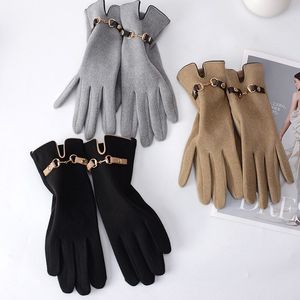 Mittens Sarung tangan wanita sarung layar sentuh Vintage musim dingin tetap hangat tahan angin drop Grace 230905