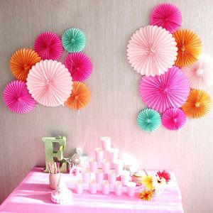 Christmas Decorations 15cm 20cm 25cm 30cm 40cm Tissue Paper Fans Pinwheels Hanging Flower Crafts for Baby Showers Wedding Party Decoration 230905