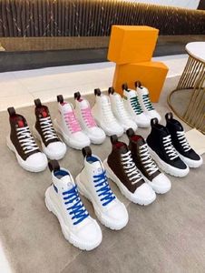 High quality designer casual shoes high top canvas shoes personalized thick sole lace up board shoes comfortable small white shoes