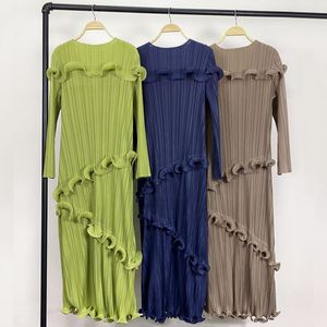 2023 Casual Dresses Pleated Spring Autumn Fashion Women Plus Size Dress Solid Color Long Sleeve Designer