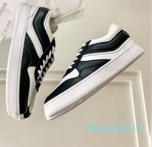 Fashion Casual Shoes Women Running Sneaker Low Top Thick Bottom Leather Design Breathable Casuals Cycling EU 35-41