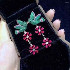 Kolczyki Dangle 925 srebro z sześciennymi ptakami cyrkonowymi i kroplami kwiatów zielony kolor czerwony mieszany biżuteria na imprezę