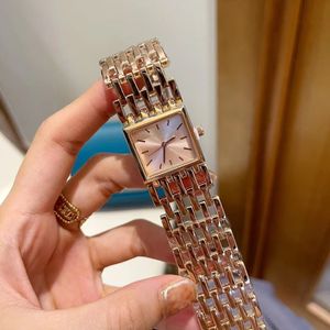 24mm Luxury Women's Fashion Square Watches Gold rostfritt stål Strap Ladies Quartz armbandsur egenskaper Kvinnlig skala klocka