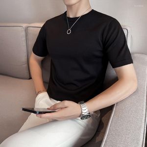 メンズセーター高品質の丸いネックニットプルオーバー秋の半袖スリムフィッティングブラックホワイトクラシックカジュアルストレッチトップTシャツ