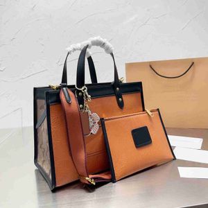 디자이너 토트 가방 C 편지 여성 쇼핑 가방 고품질 토트 가방 대용량 고급 핸드백 패션 어깨 가방 동전 지갑