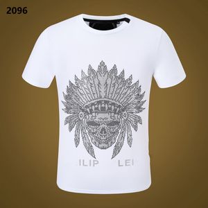 NOVO ESTILO Phillip Plain Homens Camisetas Designer PP Crânio Diamante Camiseta Manga Curta Dólar Brown Bear Marca Tee Crânios de Alta Qualidade T Shirt Tops P209116