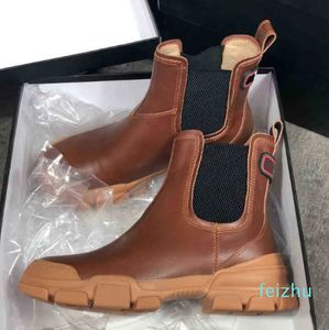 Botas femininas de couro martin, bota de tornozelo marrom, sapatos grossos de couro de borracha, sola de inverno