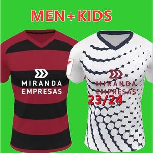 23 24 Mirandes Soccer Jerseys Martinez Alvaro Sanz Alberto 2023 2024 Los Rojillos Reina Diego Moreno Sergio Barcia As camisas de futebol de Reds