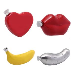 Hip Flasks Creative 100-150ml Heart Banana Shape Hip Flask Outdoor Portable Whiskey Vodka Soju Sake Mini Bottle Holiday Exquisite Gift 230905