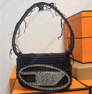 2024 Modedesigner 1DR Tasche Umhängetaschen mit Kristallverzierung Kosmetiktaschen Damenmode Handtaschen Hobo-Geldbörsen Diamant-Geldbörsen
