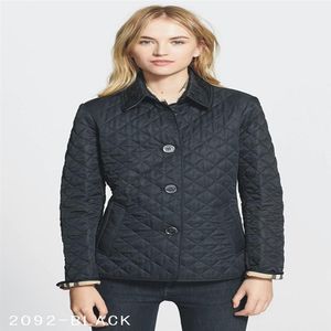 Design Women Coats Jackets Fashion England Plaid Bomull vadderat vintermärke för kvinnliga ytterkläder kläder2411