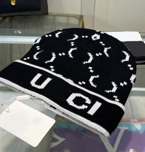 Beanie Caps GU CCI Vinter varm ull stickad Beanie Designer Fashionable Bonnet varumärkesbrev broderier Hattar Skull Caps Mens Womens IK4D