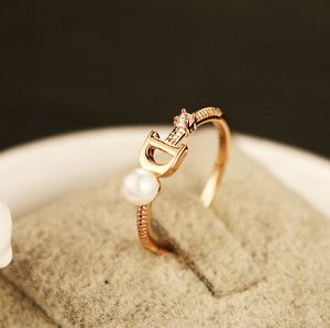 2023 Europe Brand Gold Plated D Letter Ring Högkvalitativ Pearl Ring Vintage Charms Rings för bröllopsfest Retro Luxury Jewelry Costume Jewelry