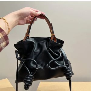 Tasarımcı çanta lüks çantalar şanslı çanta çanta omuz mesleği çanta kova çantası mor siyah pembe deri çanta çapraz kanatlı çanta kadınlar yüksek kaliteli köfte