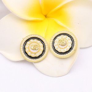 New Fashion classics Luxury Stud Earrings Designer For Women Jewelry Gift Senior Wedding Earings Designer Gold Earings