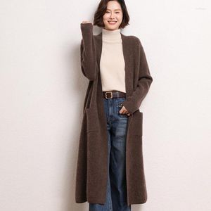 Suéteres femininos quatro agulha plana de cashmere de cashmere de cashmere e inverno médio de luva de tricô solto longo