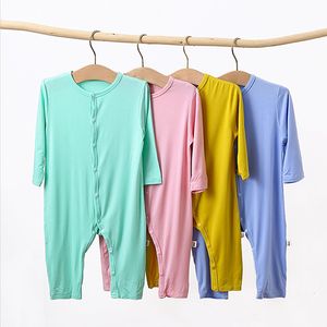 Rompers Baby Jumpsuit Modal Baby Boy Girl Clothes Spring Summer Cotton Långärmad baby Romper Solid Bottom Baby Clothing 230905