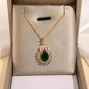 Pendant Necklaces Women's Fashion Necklace Round Set With Diamonds Emerald Personality Lady's Birthday Gift Wedding Jewelry A