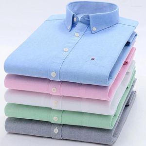 Camisas casuais masculinas de algodão oxford camisa de manga comprida moda único remendo vestido de bolso masculino padrão-ajuste colarinho de botão