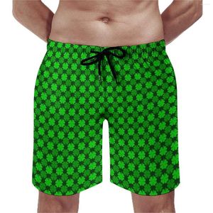 Shorts masculinos verão board st patricks dia esportes surf trevo impressão impresso praia calças curtas retro secagem rápida troncos de natação plus size