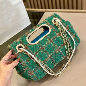 Bolsa de luxo de lã pérola de 23 anos com detalhes de alça de pérola cheia de ouro pérola corrente dupla mochila de um ombro bolsa de ombro cruzada alça tamanho 30 cm grande capacidade