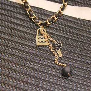 Luxury Classic 18K Gold Plated Necklace Fashion Jewelry Pendant Necklaces Rhinestone Pendant Wedding Gift High Quality Necklaces 16Style no box 20style