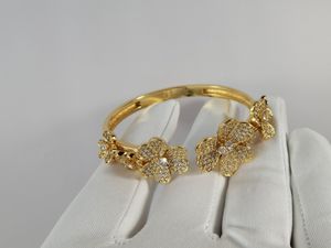 T GG Bangle Bracciale vintage in rame Frivolve Designer di marca Full Crystal Four Leaf Clover Fiore Bracciale aperto per gioielli da donna con scatola P